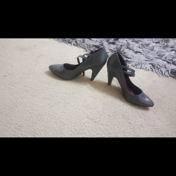 Jessica Simpson - Picture 2 of 5